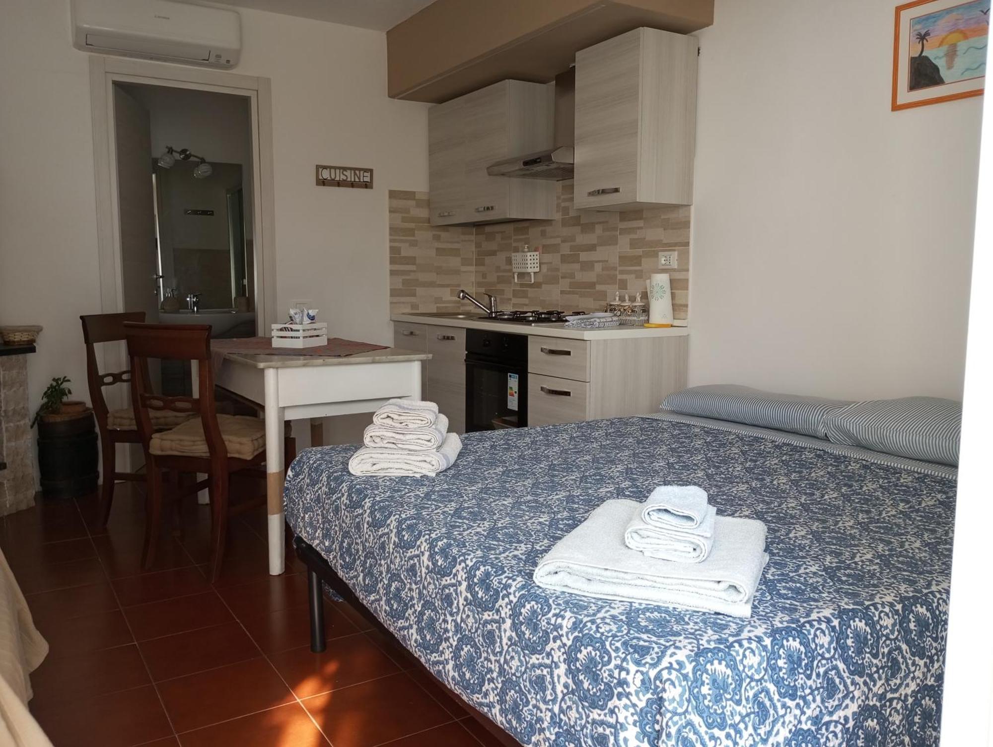 Tigullio Vacations Panoramica Apartments Lavagna Exterior photo